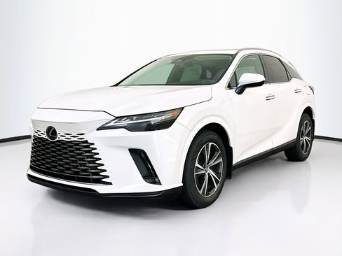 Used 2023 Lexus RX 350 Premium w/ Accessory Package AWD/4WD image 3