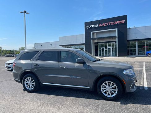 Used 2021 Dodge Durango SXT w/ 3rd Row Seating Group RWD image 1