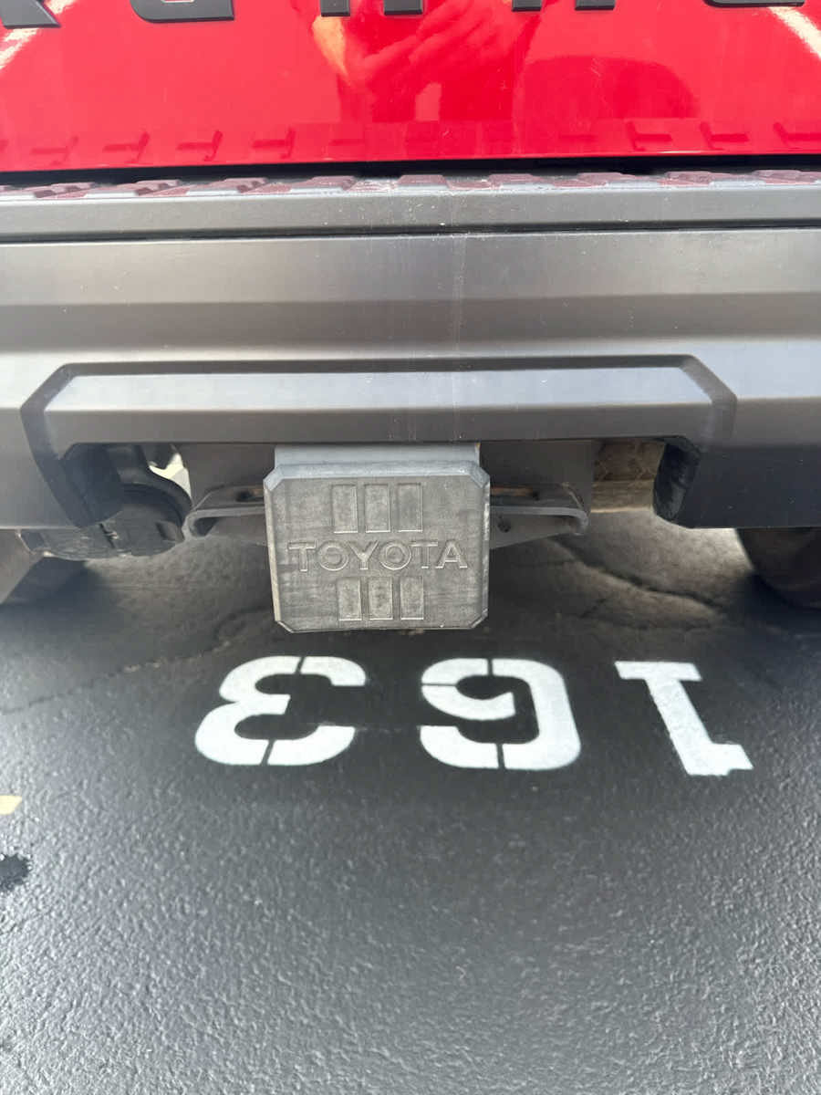 Used 2025 Toyota 4Runner SR5 AWD/4WD image 18
