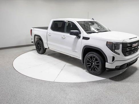 Used 2024 GMC Sierra 1500 Elevation image 26