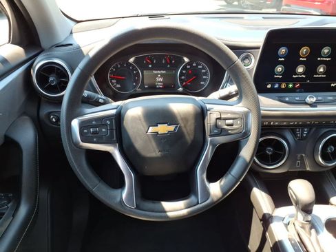 Used 2025 Chevrolet Blazer LT AWD/4WD image 14