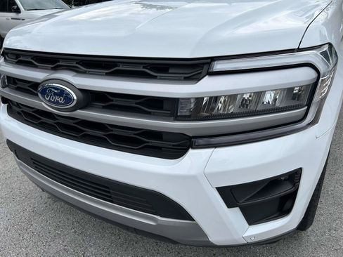Used 2022 Ford Expedition XLT RWD image 10