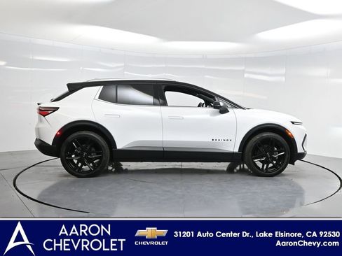 New 2026 Chevrolet Equinox EV LT image 31