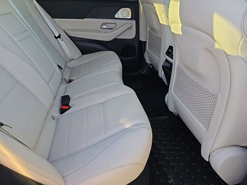 New 2026 Mercedes-Benz GLE 450 4MATIC image 37
