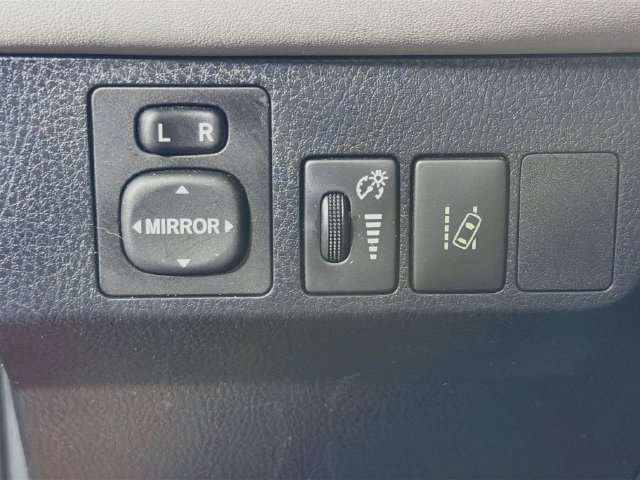 Used 2017 Toyota RAV4 Limited w/ Advanced Technology Package AWD/4WD image 15