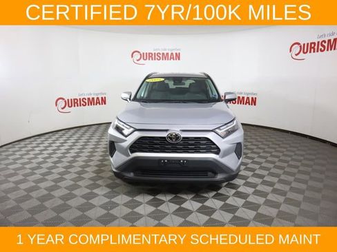 Used 2025 Toyota RAV4 XLE AWD/4WD image 13