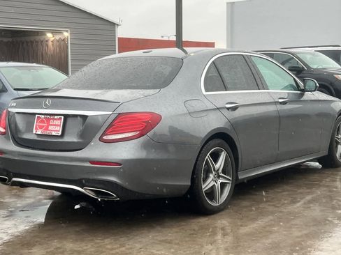 Used 2018 Mercedes-Benz E 300 image 3