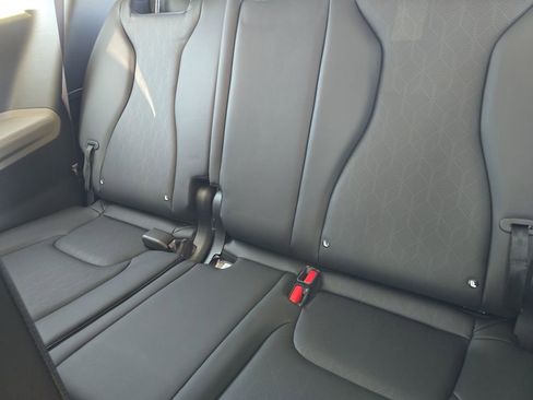 New 2026 Kia Carnival SX FWD image 18