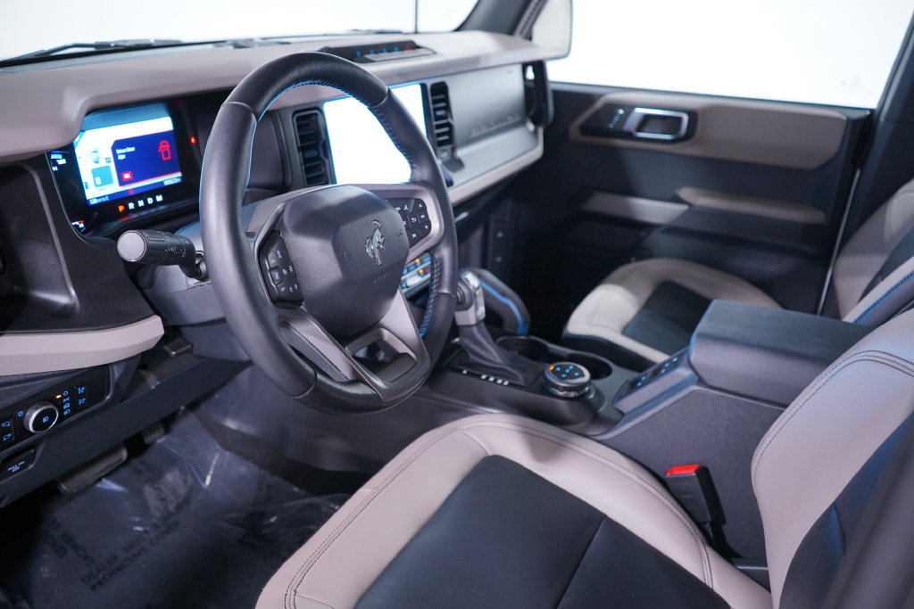 Used 2023 Ford Bronco Wildtrak AWD/4WD image 7