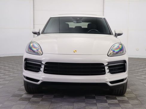 Used 2021 Porsche Cayenne image 2
