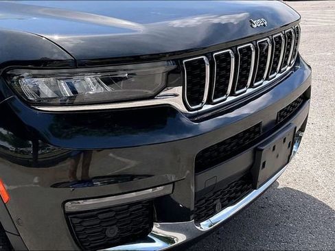 Used 2022 Jeep Grand Cherokee L Limited w/ Luxury Tech Group II AWD/4WD image 27
