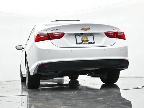 Used 2024 Chevrolet Malibu LT FWD image 19