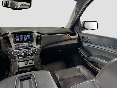 Used 2020 Chevrolet Tahoe LT image 26