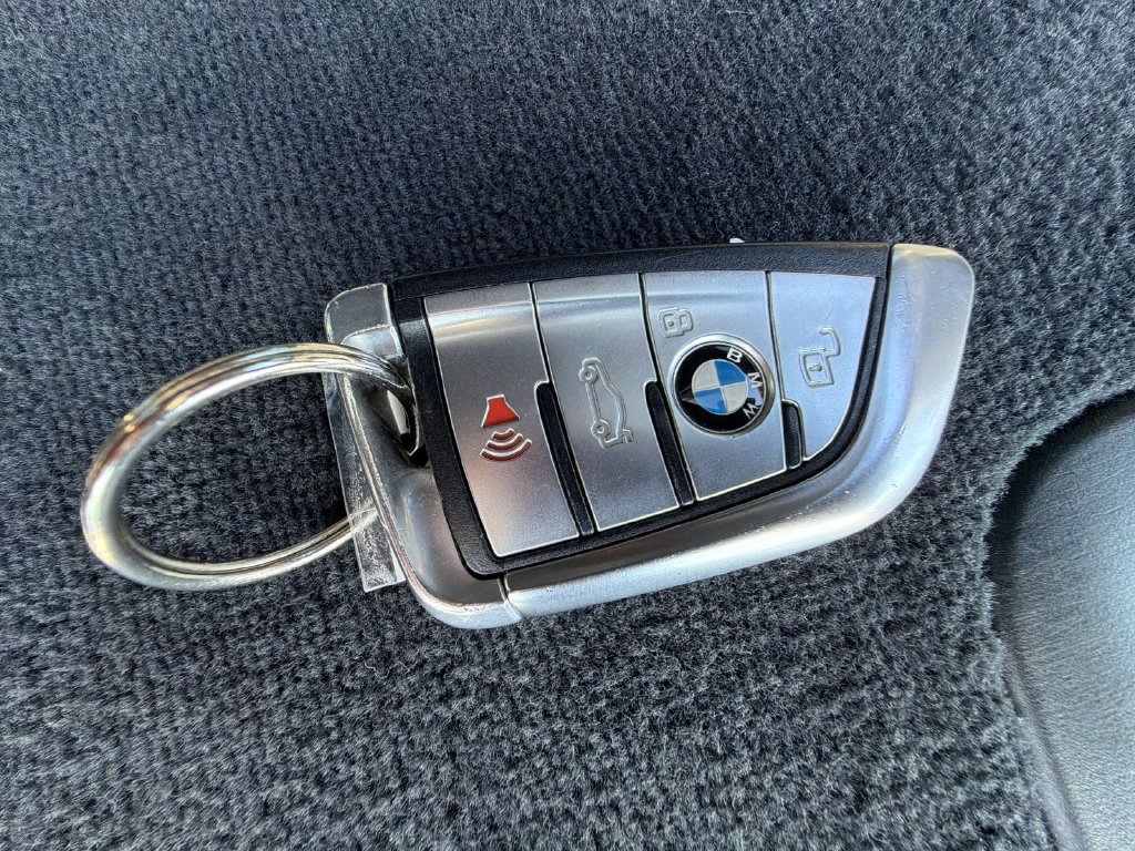 Used 2020 BMW X5 xDrive40i w/ Premium Package AWD/4WD image 28