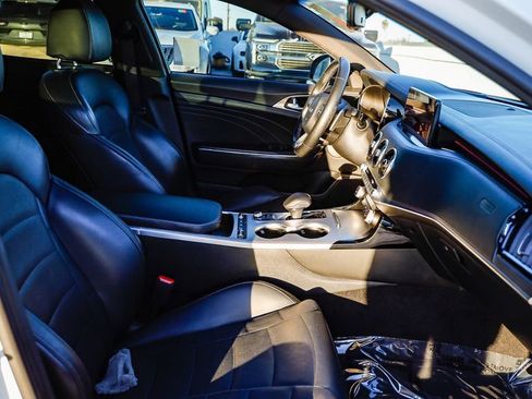 Used 2022 Kia Stinger GT2 image 21