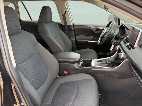 Used 2024 Toyota RAV4 LE image 11