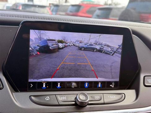 Used 2020 Chevrolet Blazer LT w/ Sound & Technology Package image 18