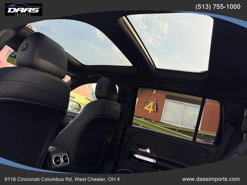 Used 2021 Mercedes-Benz GLB 250 4MATIC w/ Premium Package image 21