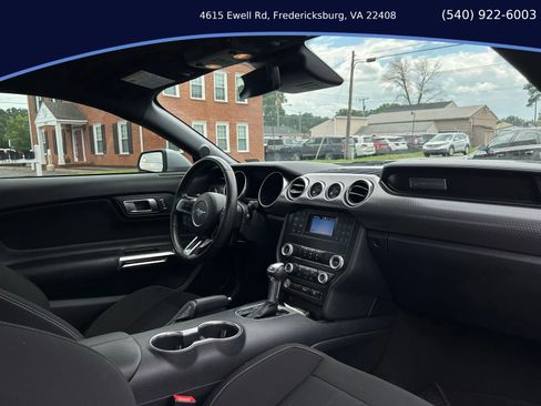 Used 2022 Ford Mustang GT w/ GT Performance Package RWD image 13