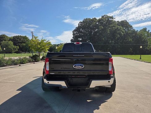 Used 2017 Ford F350 Lariat w/ Lariat Ultimate Package AWD/4WD image 7
