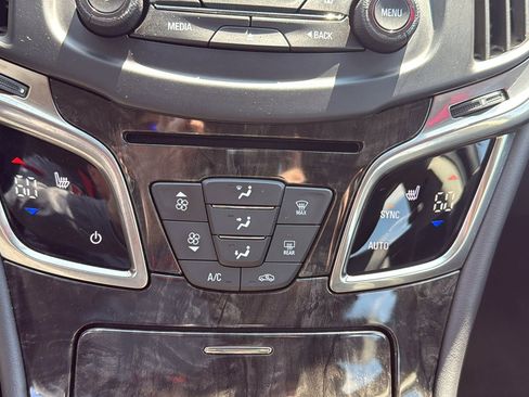 Used 2015 Buick LaCrosse Leather FWD image 19