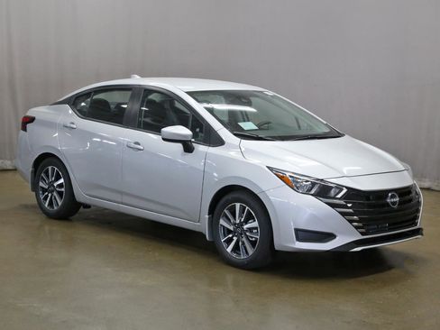 New 2025 Nissan Versa SV w/ Trunk Package image 1