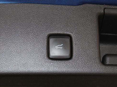 Used 2023 Ford Escape Active image 16