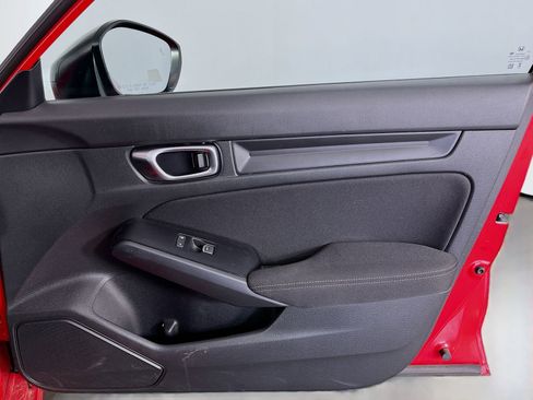 Used 2025 Honda Civic Sport image 31