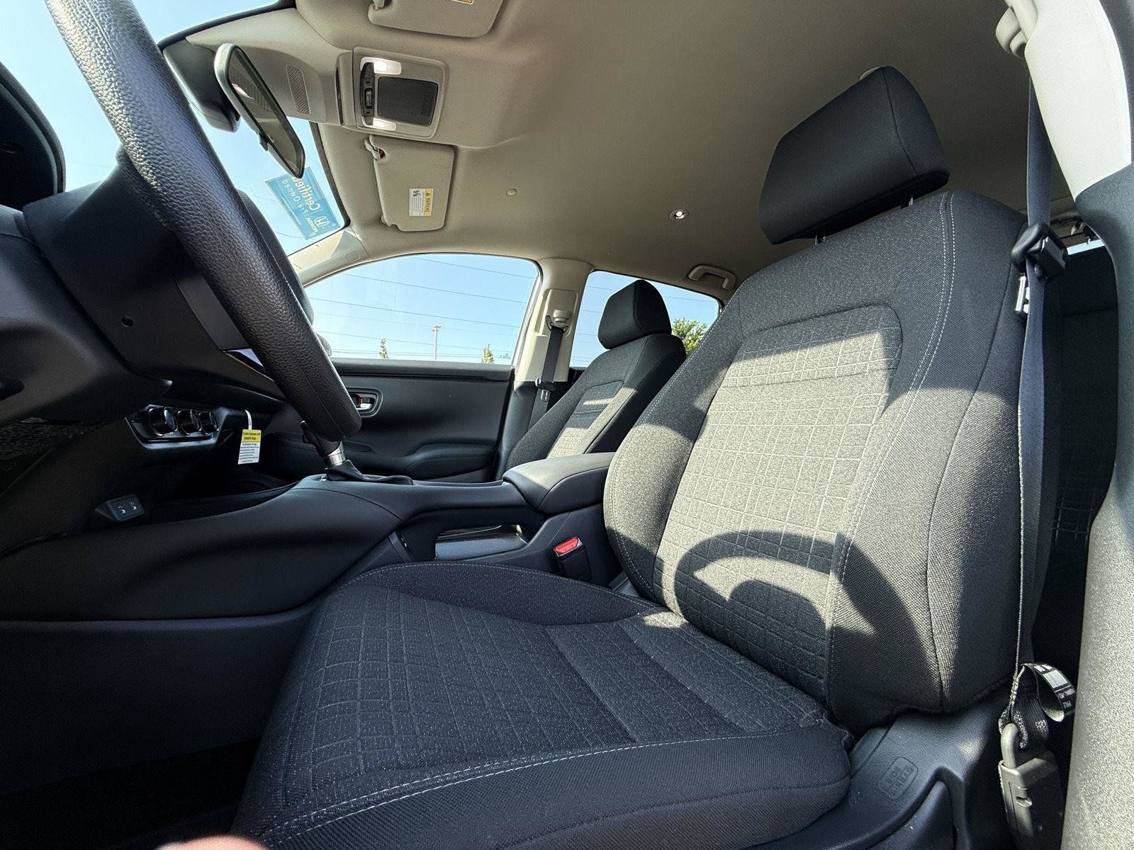 Certified 2026 Honda HR-V LX image 10