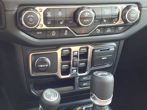 New 2026 Jeep Wrangler Sahara image 9