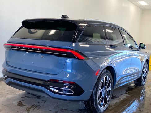 New 2026 Lincoln Nautilus Reserve image 7