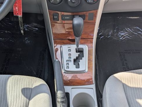 Used 2009 Toyota Corolla XLE FWD image 18