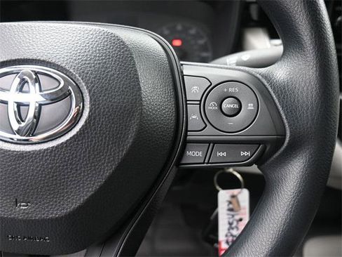 Certified 2025 Toyota Corolla LE image 2