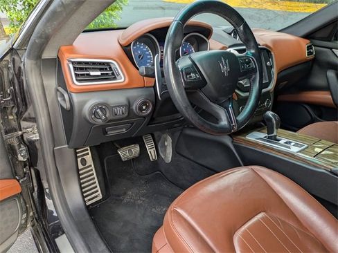 Used 2016 Maserati Ghibli S image 12