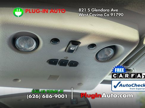 Used 2004 HUMMER H2 w/ Preferred Equipment Group image 24