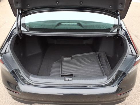 Used 2024 Honda Accord Sport image 6