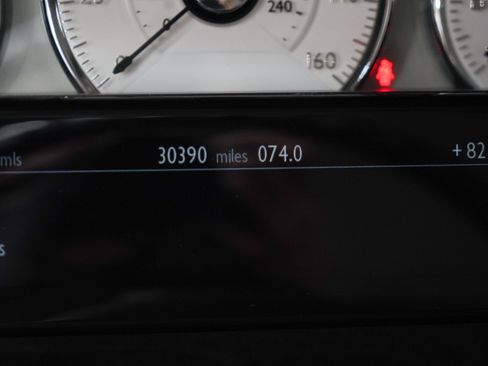 Used 2015 Rolls-Royce Ghost RWD image 39