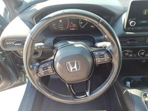 Used 2023 Honda HR-V Sport image 5
