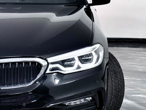 Used 2017 BMW 540i xDrive AWD/4WD image 6