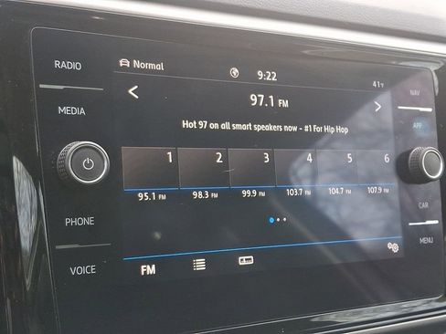 Used 2021 Volkswagen Atlas SEL Premium image 19