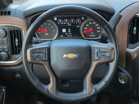 Used 2022 Chevrolet Silverado 1500 High Country image 25