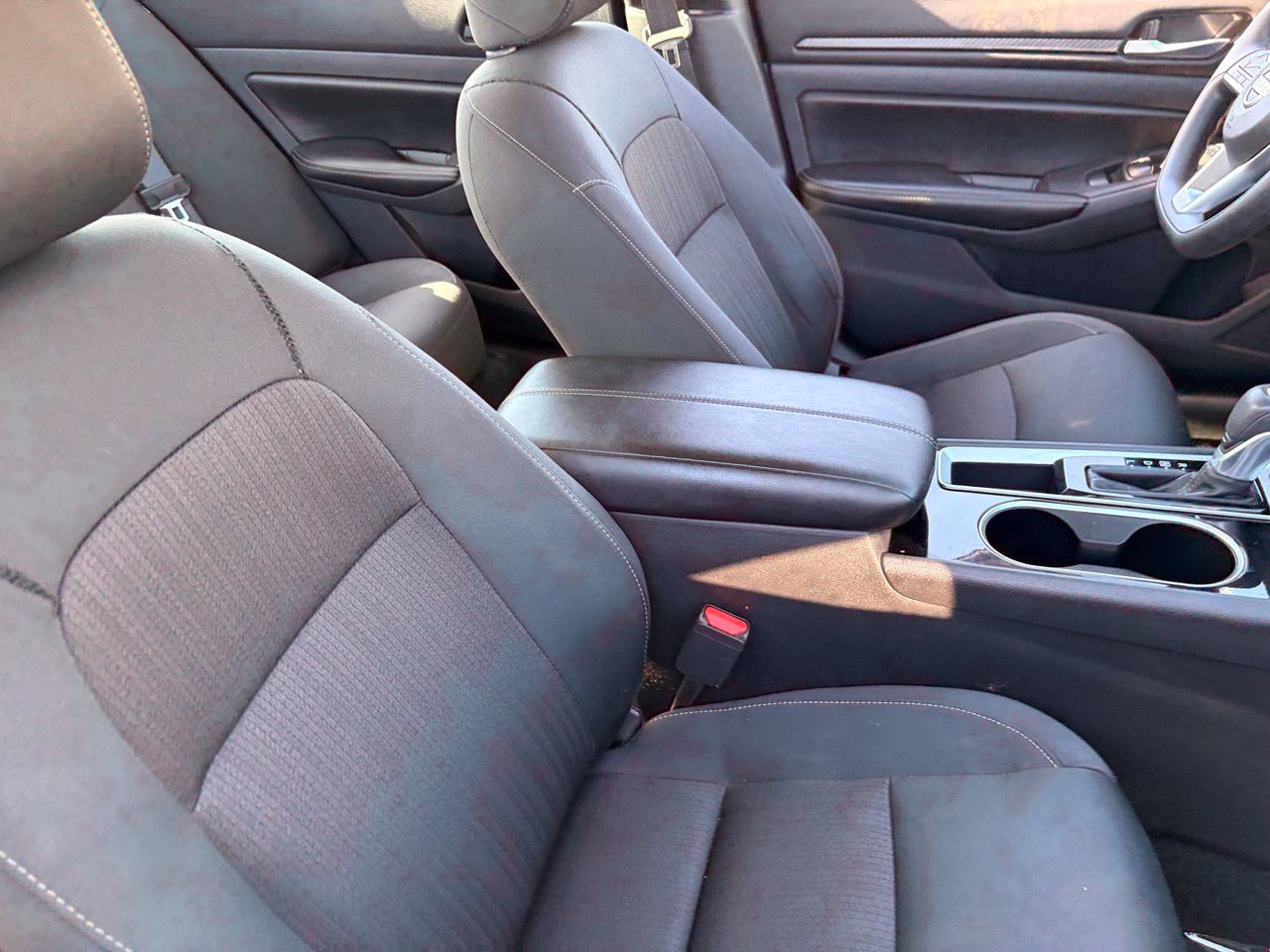 Certified 2024 Nissan Altima 2.5 SV FWD image 11