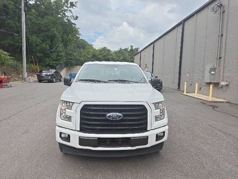 Used 2017 Ford F150 XLT w/ Equipment Group 302A Luxury RWD image 8