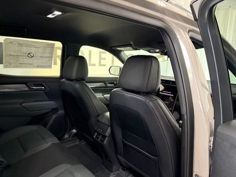 New 2026 GMC Terrain AT4 w/ Convenience Package III AWD/4WD image 17