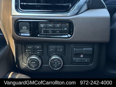 New 2026 GMC Yukon Denali Ultimate AWD/4WD image 20