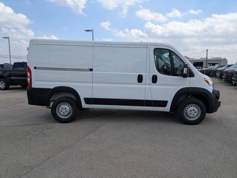 New 2026 RAM ProMaster 3500 w/ Safety Group image 15
