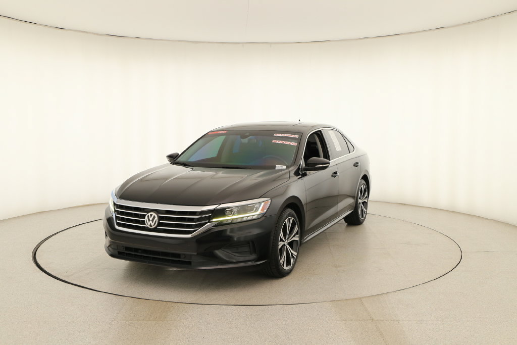 Used 2020 Volkswagen Passat 2.0T SEL FWD image 12