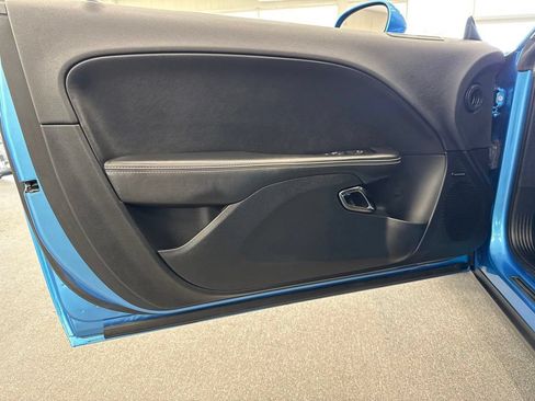 Used 2016 Dodge Challenger SRT Hellcat RWD image 12