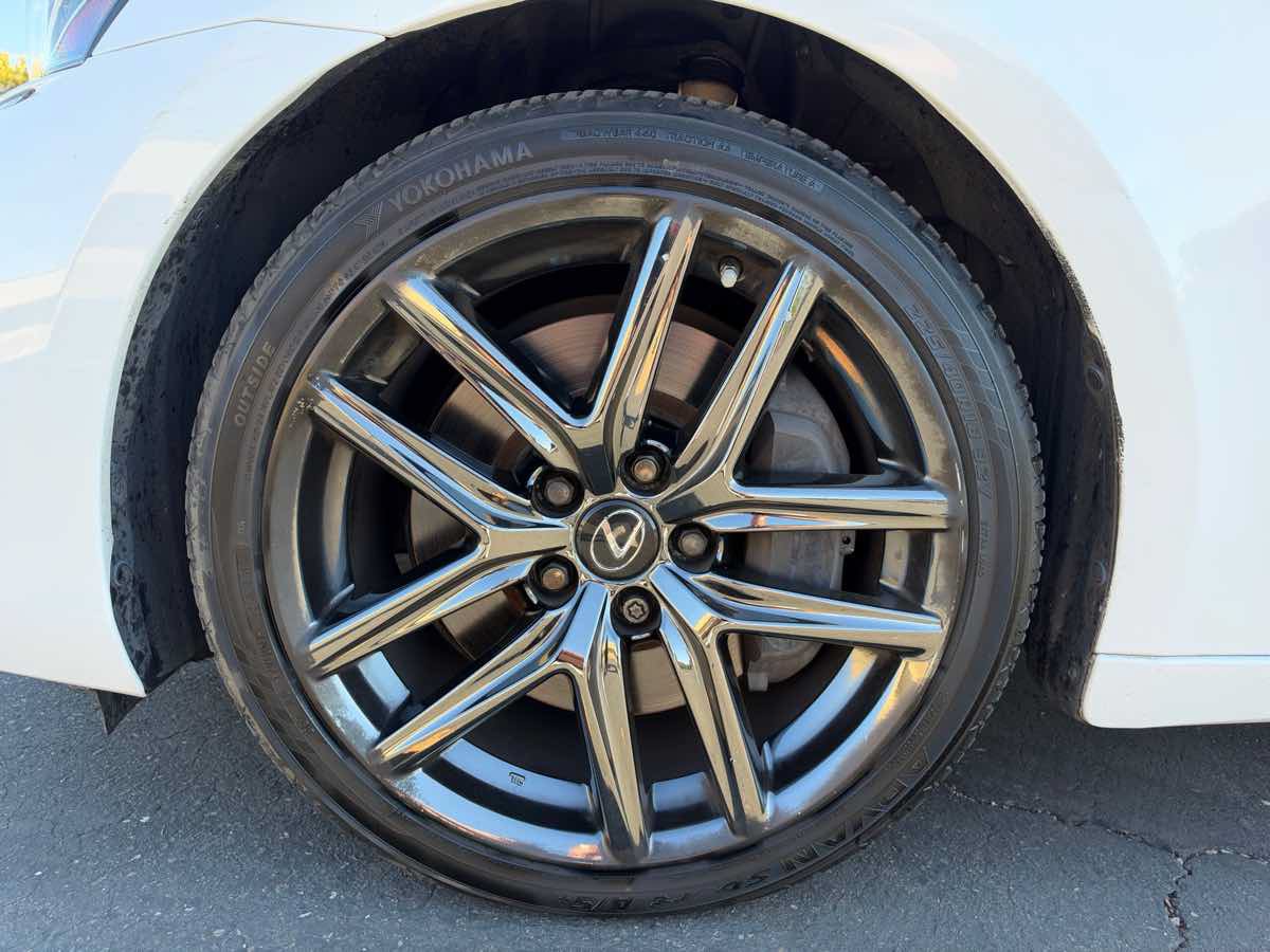 Used 2020 Lexus IS 300 F Sport w/ Blackline Edition RWD image 10