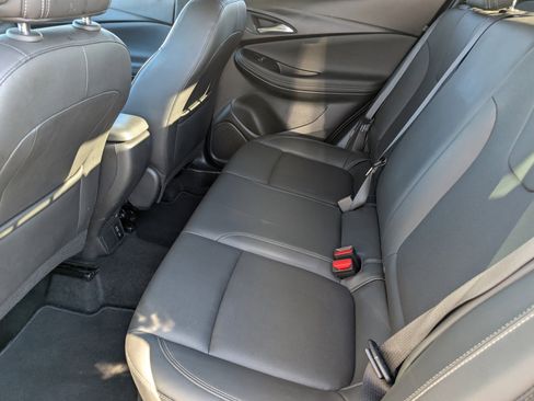 Used 2024 Buick Encore GX Sport Touring image 14